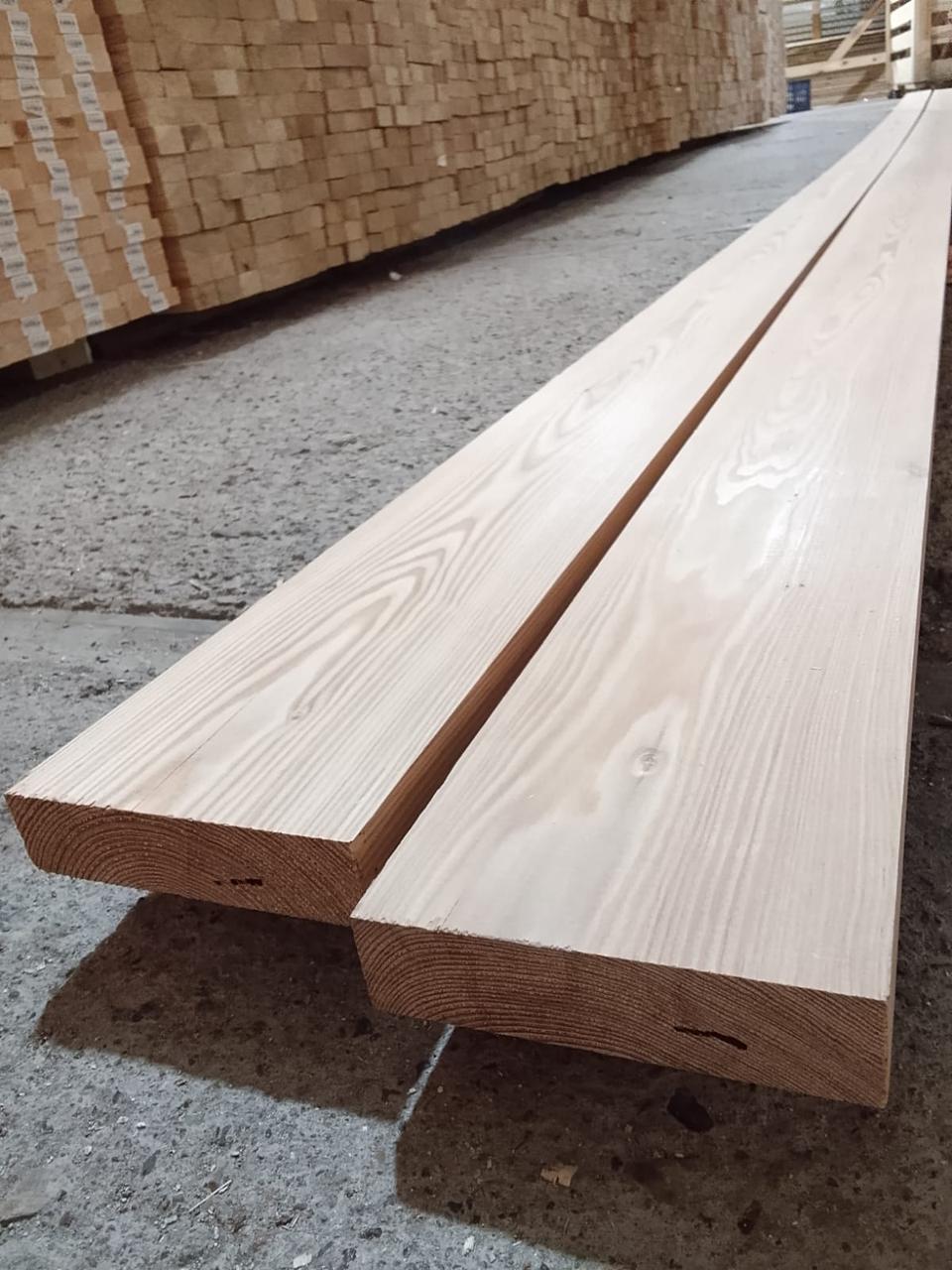 Доска строганная лиственница 20*140*3000 АВ сорт