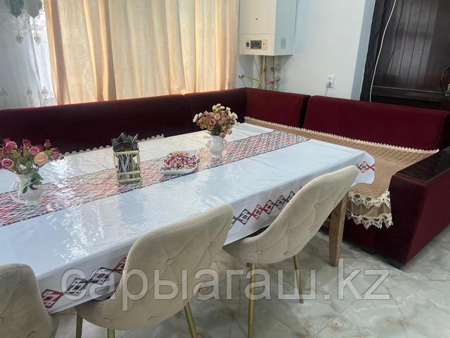 Әйел саябақта зәр сипады