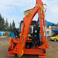 Экскаватор-погрузчик ЭП-Ф-П -01 (с гидромолотом)