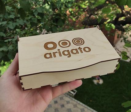 Коробки из фанеры с лого на заказ