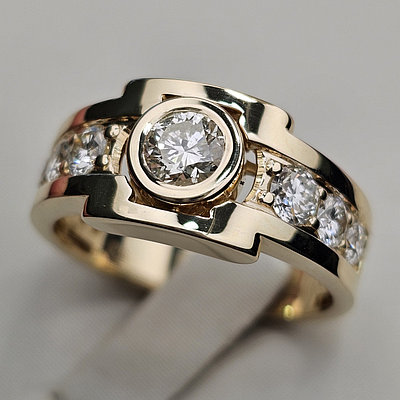 Золотое кольцо с бриллиантами 0,50Сt VS2/I ,0.89Ct VS1/H EX-Cut, размер 20.5