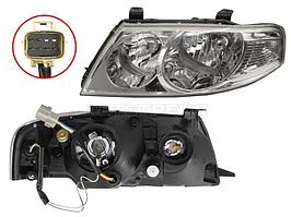 Передняя фара левая (L) на Nissan Almera Classic 2006-13 (SAT)