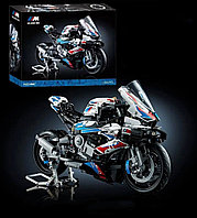 Мотоцикл BMW M 1000 RR 335391, деталей 1920 шт