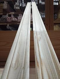 Плинтус деревянный