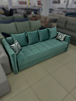 Трехместный диван
