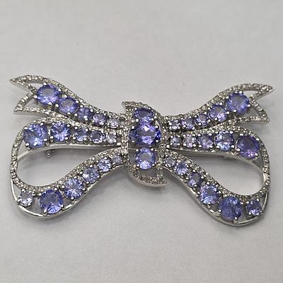 Брошь10,18 гр, серебро 925 проба, танзанит, бриллинты