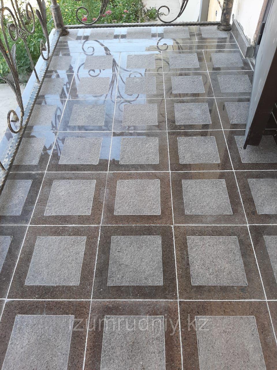 Гранитная брусчатка  300*300*20