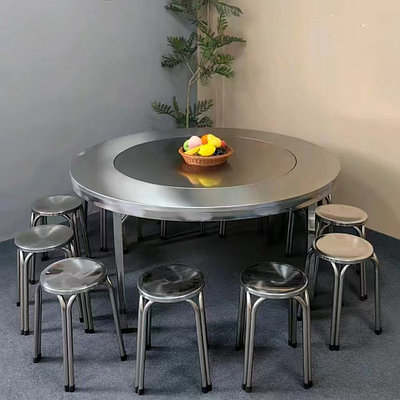 Онлайн порно Әдемі, сымбатты балапандары бар онлайн порно видеолар