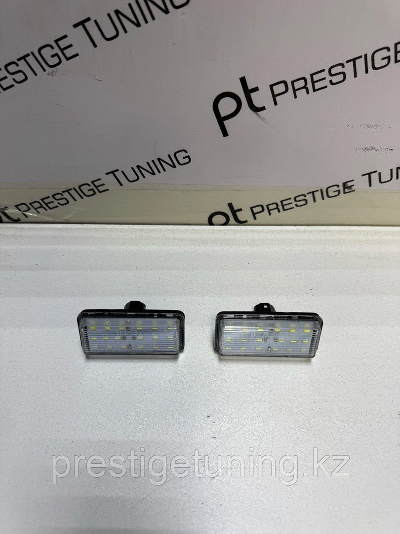 Лэд лампа номерного знака LC100/200 LX470/570 Prado120/GX 2003-09