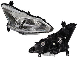 Передняя фара правая (R) на Nissan Teana 2014-20 под ксенон (SAT)