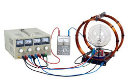 Лабораторная установка "Определение удельного заряда электрона"