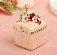 Ювелирная шкатулка розовая под кольцо, серьги, кулон декоративная метал, эмаль, стразы экслюзив класса Люкс