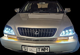 Передние фары на Lexus RX 1997-03 дизайн 3 LED