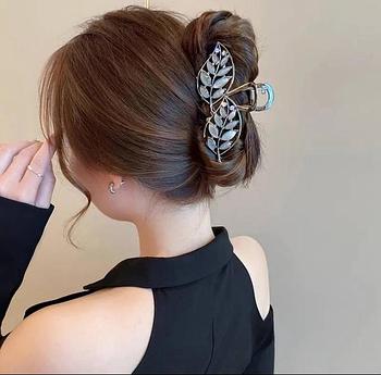 Заколки/резинки для волос/ бижутерия