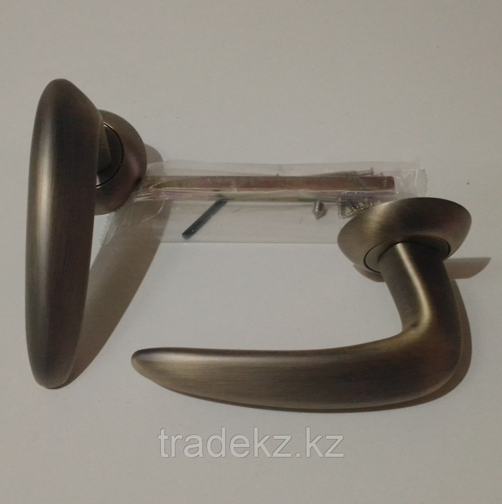 HIGHGRADE HR.781.Z5.MA HG дверная ручка на розетке матовый антик 4870211231236