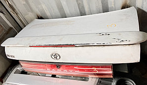 Крышка багажника Toyota Camry (SV33)