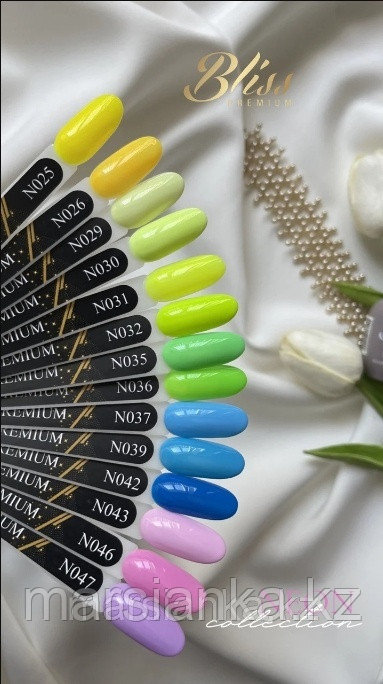 Гель-лак Bliss PREMIUM Neon №032, 15мл