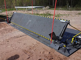 Дорожный блокиратор электромеханический ,накладной от 2000 до 6000мм. толщина "боевой" крышки 12 мм. категория К-12 (РК)