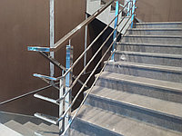 Перила из профильной нержавеющей трубы наполнение 4 ригеля