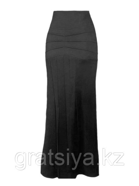 Бір әйел досының бетіне отырды.