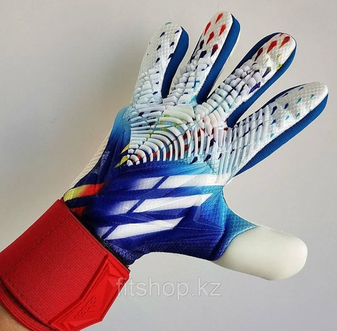 Перчатки вратарские Adidas Predator PRO 2020 размер 8 и 9