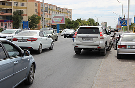 Скроллер: 26 мкр., остановка ТЦ Достык Б