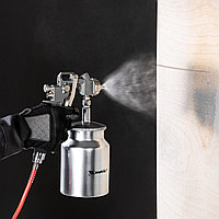 Краскораспылитель пневмат. с нижним бачком V=1,0 л, сопла диаметром 1.2, 1.5 и 1.8 мм// Matrix