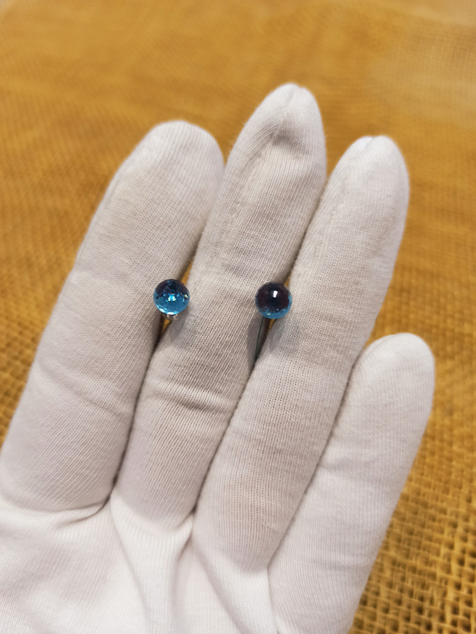 Пусеты со Swarovski / 5 мм ( пр. Абая 141 )
