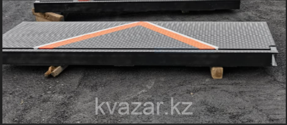 Дорожный блокиратор "БД"-3000мм. электромеханический . толщина"боевой" крышки 20мм. категория К-12+(СТ) спец.требования (РК)