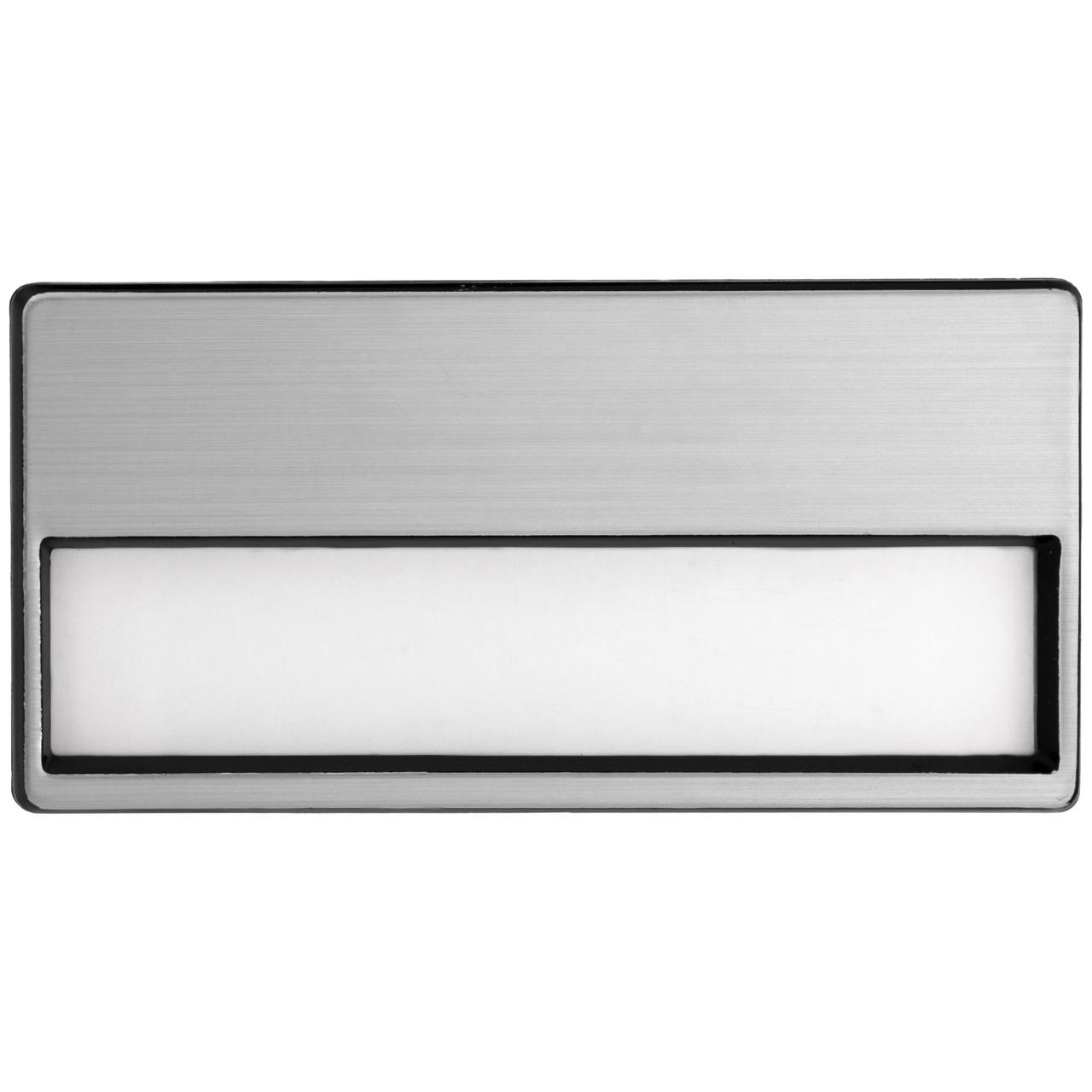 Бейдж Me Silver, серебристый с чёрным