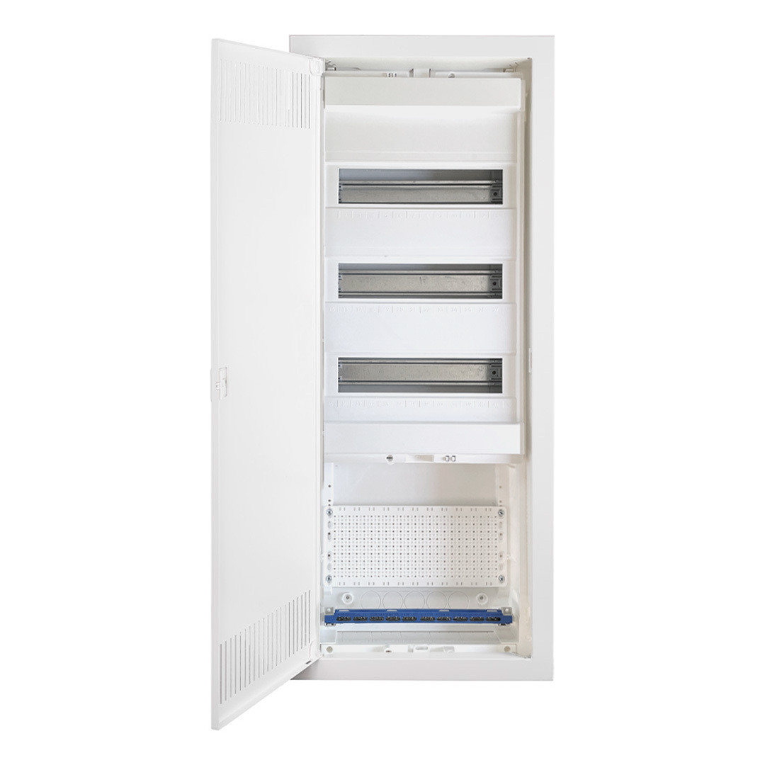 Щит встраиваемый, комбинированный, 36+6мод.+1 IT монт. панель, металл.дверца, фото 1