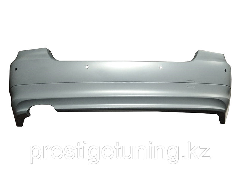 Задний бампер на Bmw 3-Series 2008-13 Под парктроники/с отверстием под крюк (SAT TW)