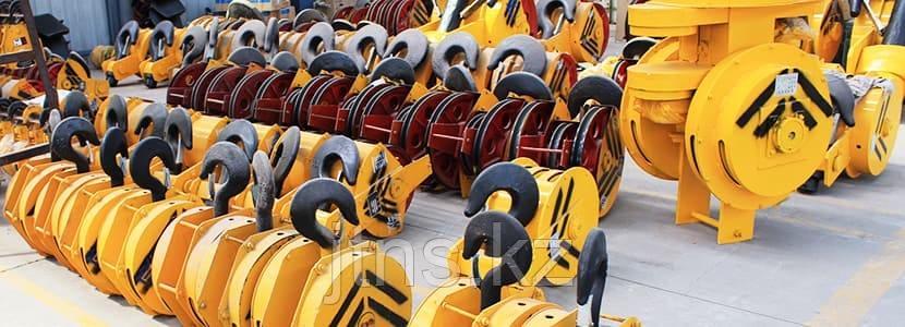 Крюковые подвески на козловые и мостовые краны от 5 - 250 тонн