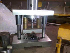 Штамповка и пробивка отверстий