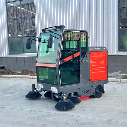 Аккумуляторная подметальная машина 20A/ Lithuim battery