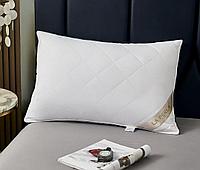 Подушка, из бамбука и микрогеля, с антибактериальной функцией.