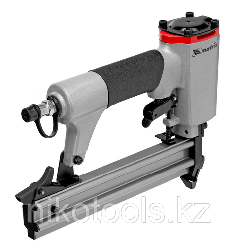 Нейлер пневматический для гвоздей от 10 до 32 мм// Matrix