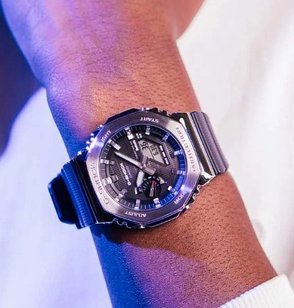 Кварцевые CASIO GBM-2100-1AER полимер, нержавеющая сталь, фото 3
