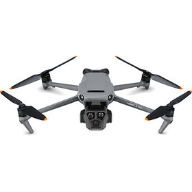 Дрон DJI Mavic 3 Pro Fly More Combo (DJI RC Pro)