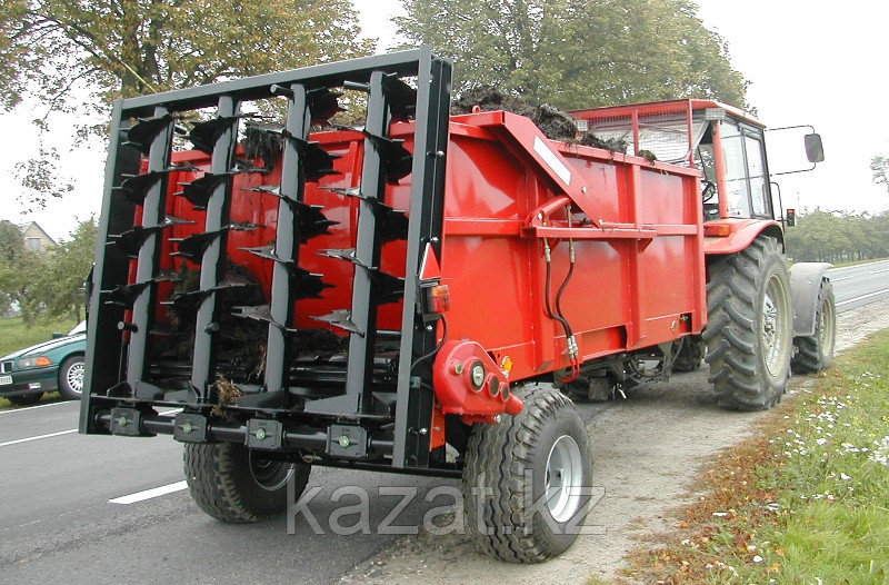 Разбрасыватель твердх органических удобрений, навозоразбрасватель 5-10 тон.