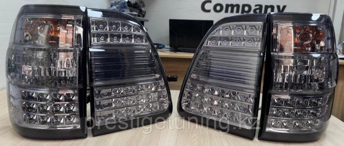 Задние фонари на Land Cruiser 100 1998-07 дизайн White