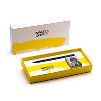 Набор Pininfarina Banksy Lizzy Stardust: карандаш SMART с бетонной подставкой, красный; желтый, , диаметр 0