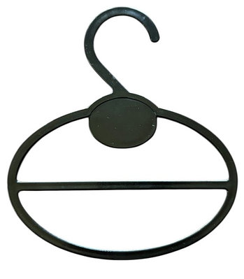 Плечики под платки черные