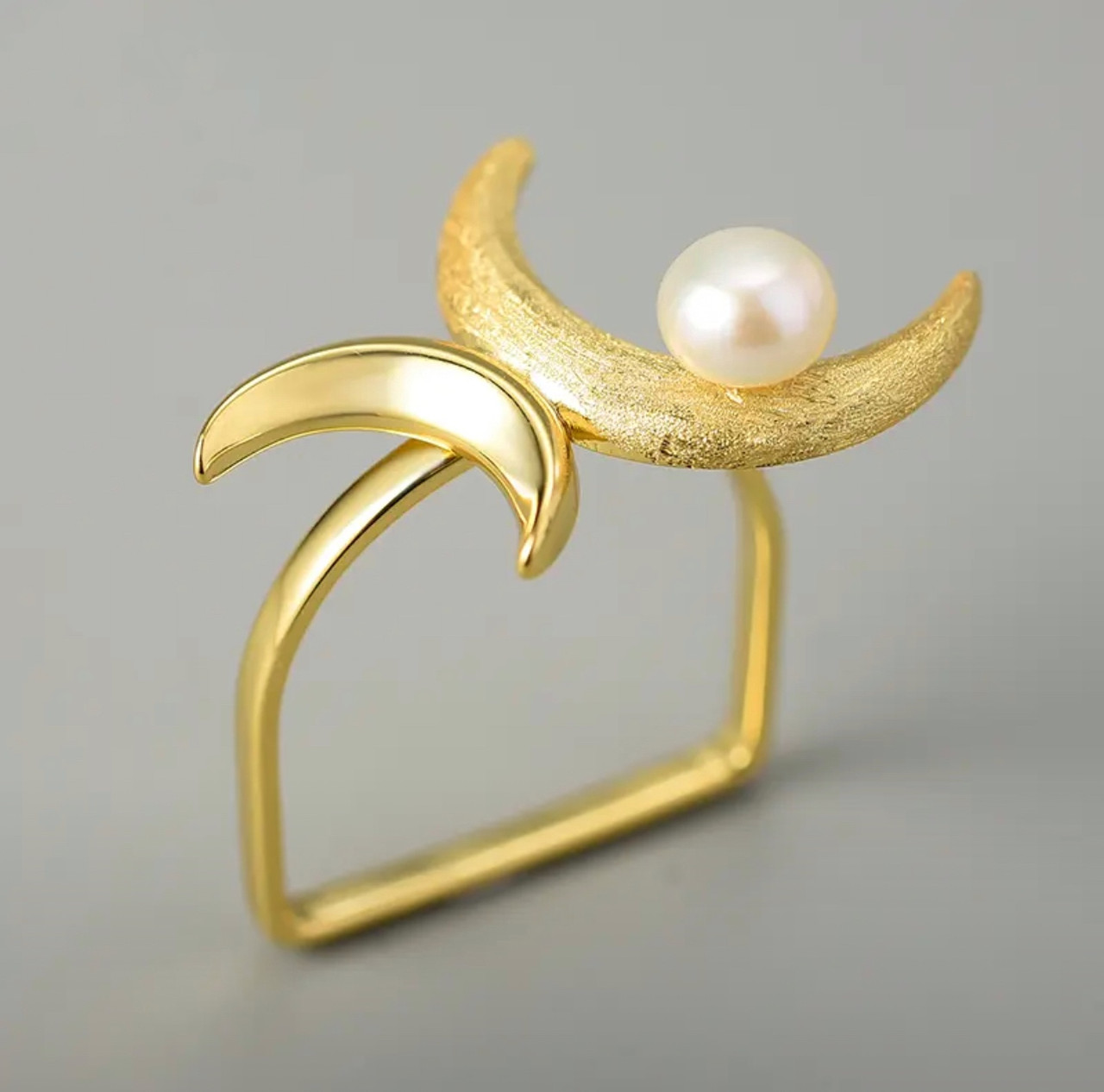 Женское кольцо, серебро 925пр (покрытие 18К золото) Lotus Fun (ручная работа) размер 17,5, вес 2,51гр, вставка жемчуг, фото 1