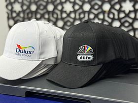 Печать на бейсболках