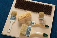 Тактильно-развивающая панель Кисточки 40х40 см