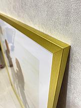 Рамка 70х50 см Золотистая, с легкой текстурой дерева, фото 3