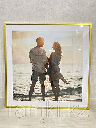 Рамка 80х80 см Золотистая, с легкой текстурой дерева, фото 1