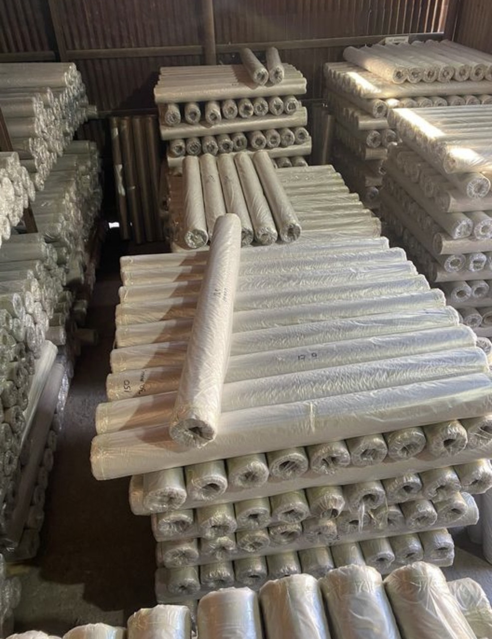 Пленка толстая 2 сорт 250 микрон ширина 3 метра