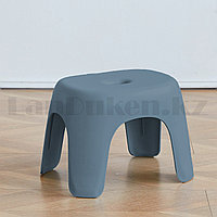 Стульчик подставка с дырочкой для перемещения синий